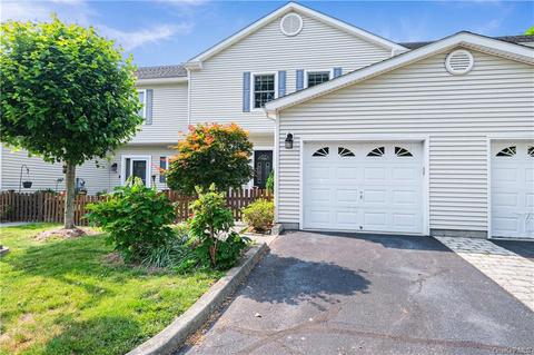 239 Catherine St, Cortlandt, NY 10511