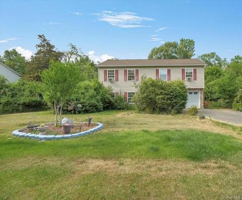 39 Mccall Pl, Newburgh, NY 12550