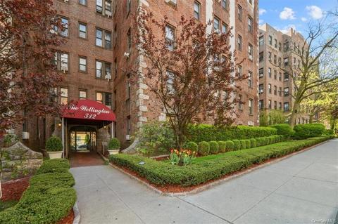 312 Main St #4B, White Plains, NY 10601