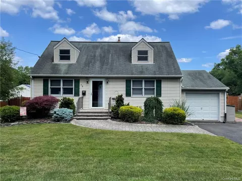 14 Patton Pl, Orangetown, NY 10965