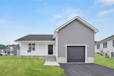 2 Stillman Wye, Highland Mills, NY 10930