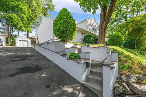 353 Palmer Rd, Yonkers, NY 10701