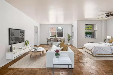 315 W 232nd St #1E, Bronx, NY 10463