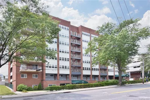 370 Westchester Ave #3M, Rye, NY 10573