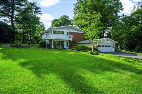 525 Ardsley Rd, Greenburgh, NY 10583