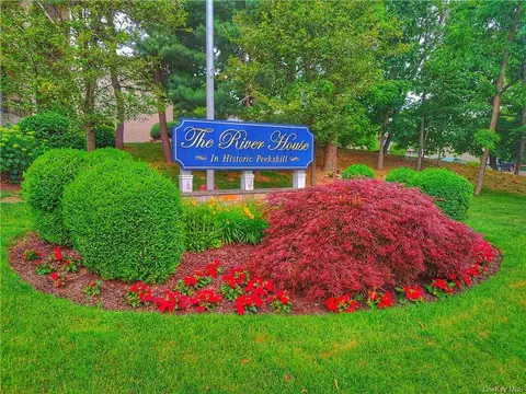 150 Overlook Ave #2U, Peekskill, NY 10566
