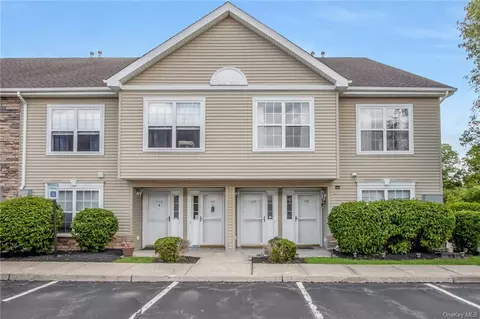 1117 Maggie Rd #5-12, Newburgh, NY 12550