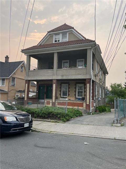 75 Smith St, Rye, NY 10573