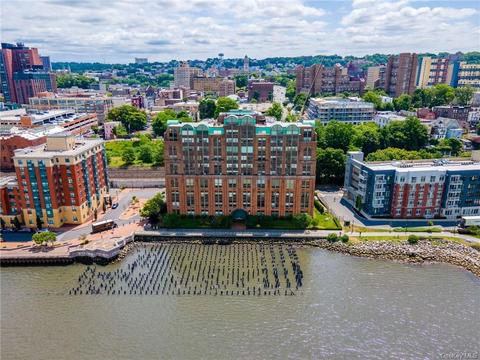 23 Water Grant St #1E, Yonkers, NY 10701