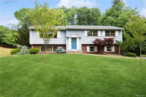 6 Eton Pl, Ramapo, NY 10952