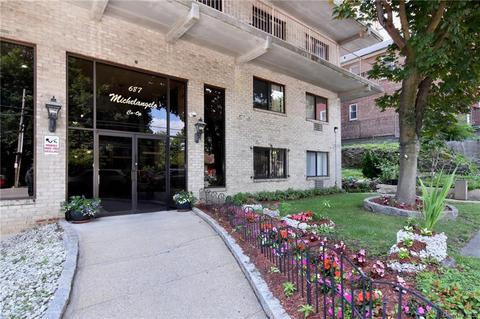 687 Bronx River Rd #6G, Yonkers, NY 10704