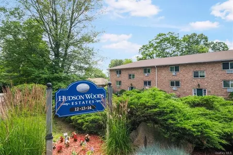 12 Scenic Dr #F, Cortlandt, NY 10520