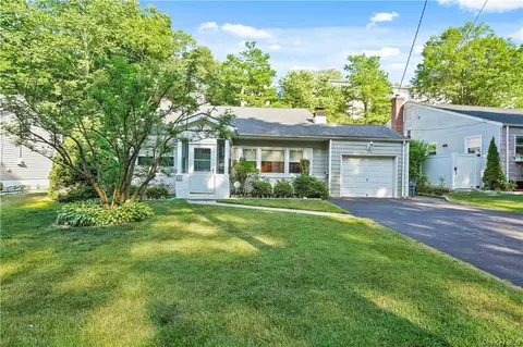 482 Midland Ave, Yonkers, NY 10704