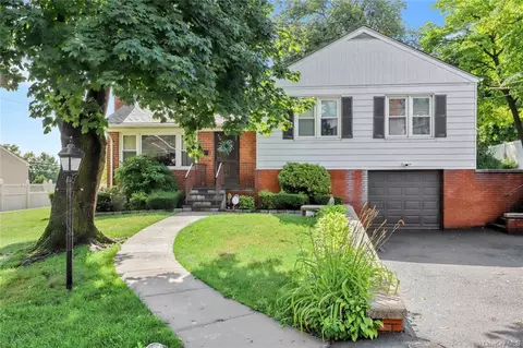 122 Chester Dr, Yonkers, NY 10710