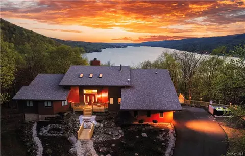 120 Edgemere Ave, Greenwood Lake, NY 10925