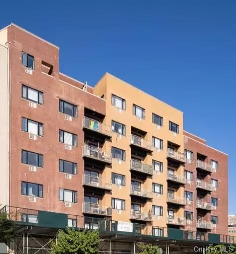 456 W 167th St #3D, New York, NY 10032