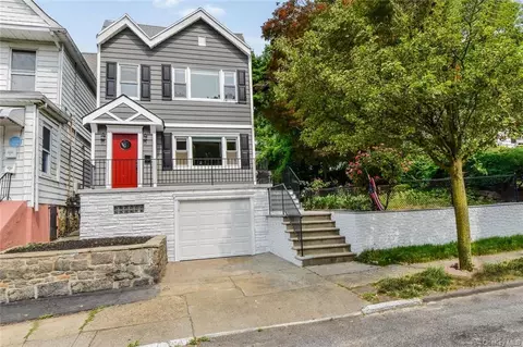 115 Hart Ave, Yonkers, NY 10704