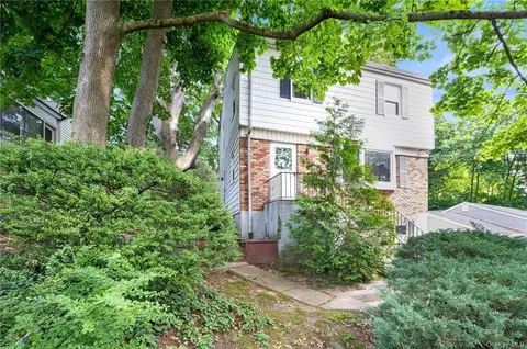 168 Westminster Dr, Yonkers, NY 10710