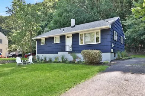 31 Ferdon Ave, Orangetown, NY 10976