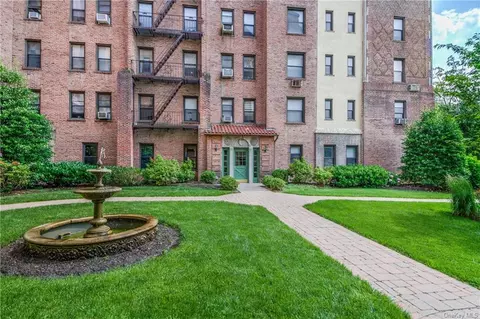 47 N Central Ave #4J, Greenburgh, NY 10530