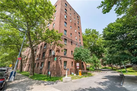 1949 Mcgraw Ave #3D, Bronx, NY 10462