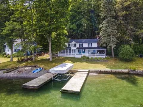 1165 Taughannock Blvd, Ithaca, NY 14850