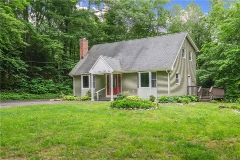 137 Slater Rd, Patterson, NY 12563