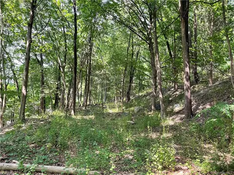 Van Cortlandt Place, Cortlandt, NY 10567