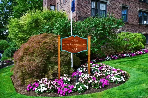 253 Garth Rd #6S, Scarsdale, NY 10583