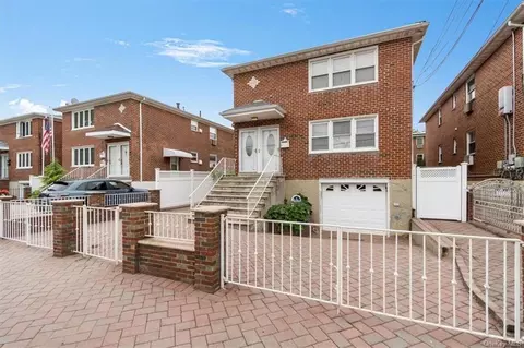 3187 Hatting Pl, Bronx, NY 10465