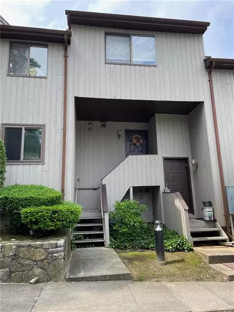 320 N Greeley Ave #320, New Castle, NY 10514