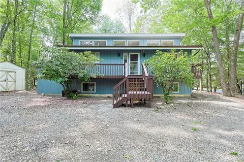 64 Lake Shore W Dr, Thompson, NY 12775