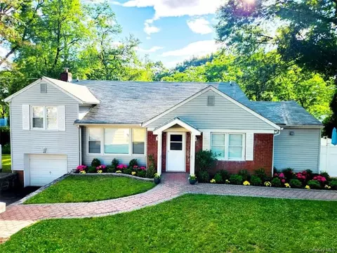 47 Nimitz Rd, Yonkers, NY 10710
