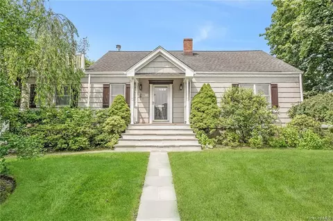 3 Partridge Rd, White Plains, NY 10605