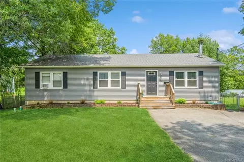 28 Mckinley Ave, Walden, NY 12586