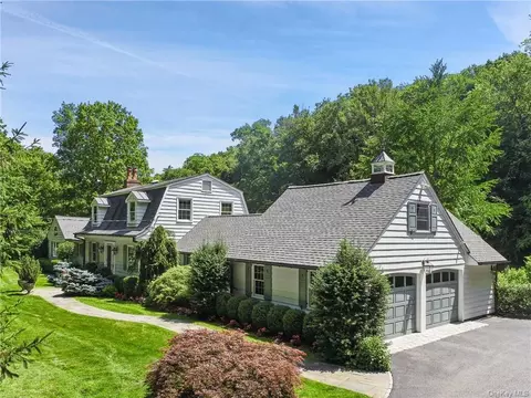 190 Green Ln, Bedford Hills, NY 10507