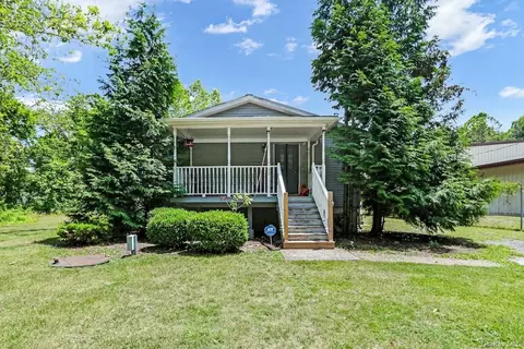 53 Temple Ave, Newburgh, NY 12550