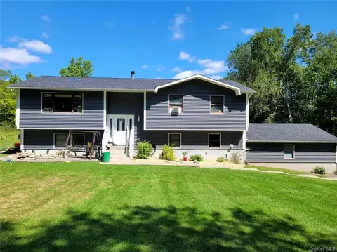 45 Joshua Dr, Crawford, NY 12721