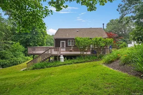 40 Brandeis Ave, Cortlandt, NY 10547