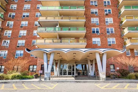 1841 Central Park Ave #18L, Yonkers, NY 10710