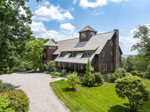 12 Mcmorrow Ln, North Salem, NY 10560