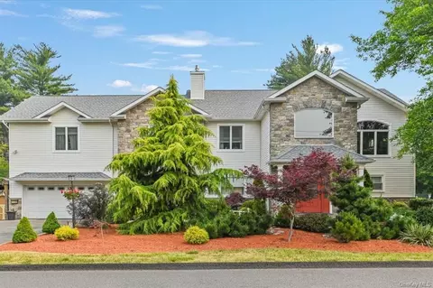 138 Third St, Clarkstown, NY 10956