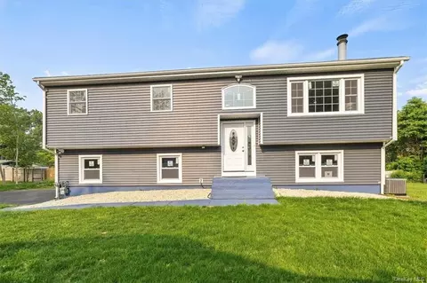 180 N Main St, Orangetown, NY 10965