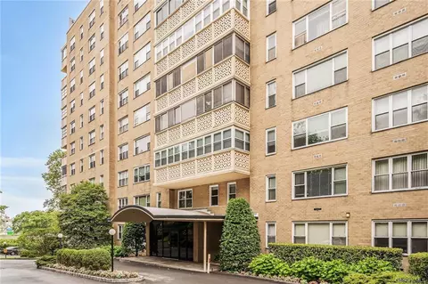 1200 Midland Ave #9D, Yonkers, NY 10708