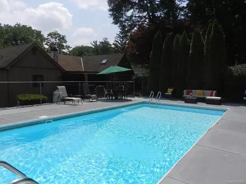 1 N 1st St, Cortlandt, NY 10567