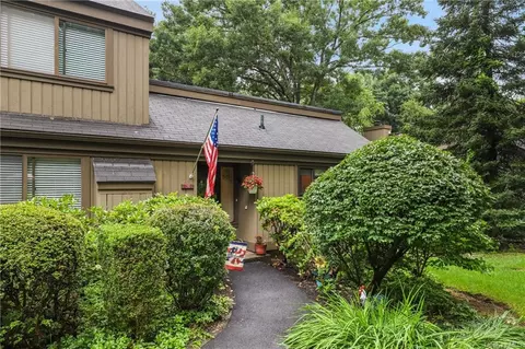 129 Heritage Hls #D, Somers, NY 10589