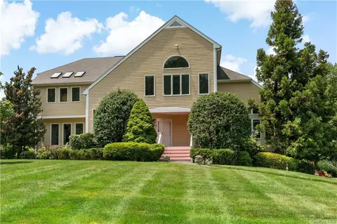 3091 Dahlia Ct, Yorktown, NY 10598
