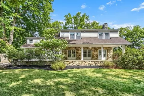 13 Ridge Rd, Carmel, NY 10512