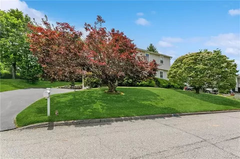 45 Blackberry Dr, Southeast, NY 10509