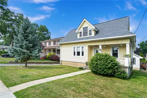 406 S Lexington Ave, White Plains, NY 10606
